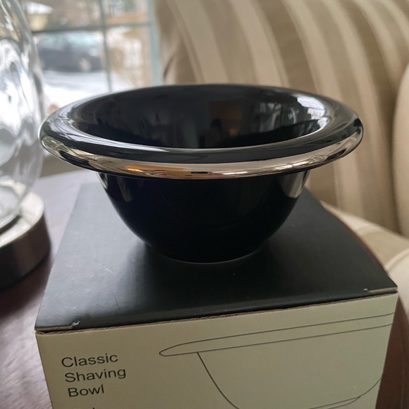 Yaqi Shaving Brush and Bowl - Picture 5 of 5